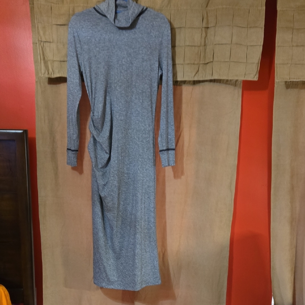 Athleta Gray Turtleneck Cuffed Sleeve Sweater Dress